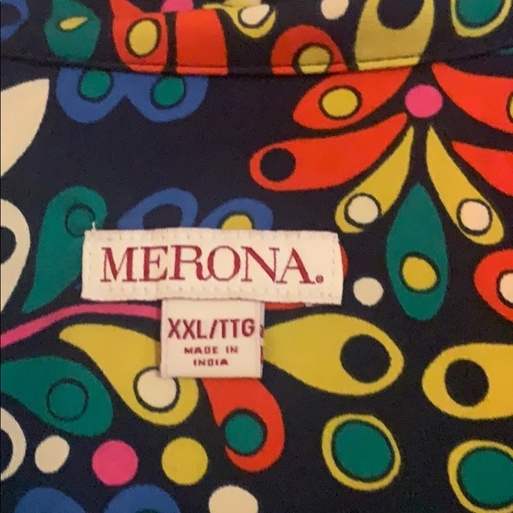 Women’s long sleeve button up shirt - Picture 2 of 4